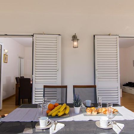 Kaštela Villa Relax - Beautiful Apartment With Heated Saltwater Pool & Jacuzzi מראה חיצוני תמונה