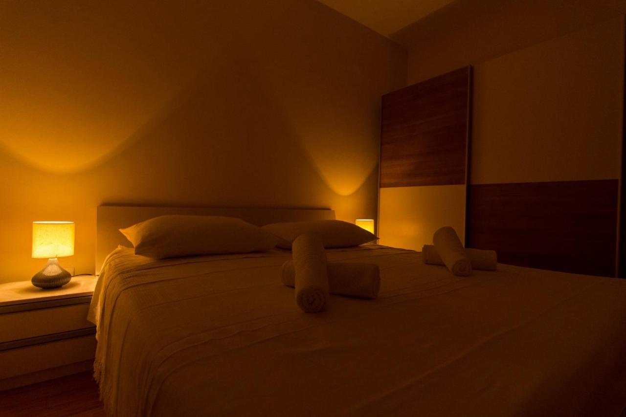 Kaštela Villa Relax - Beautiful Apartment With Heated Saltwater Pool & Jacuzzi מראה חיצוני תמונה